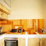 Lovely Terrace Studio Apartment Porto