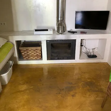 Lovely Terrace Studio Apartment